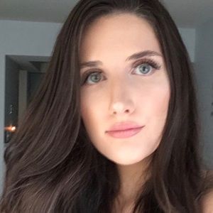 Meet your Posher, Jenessa